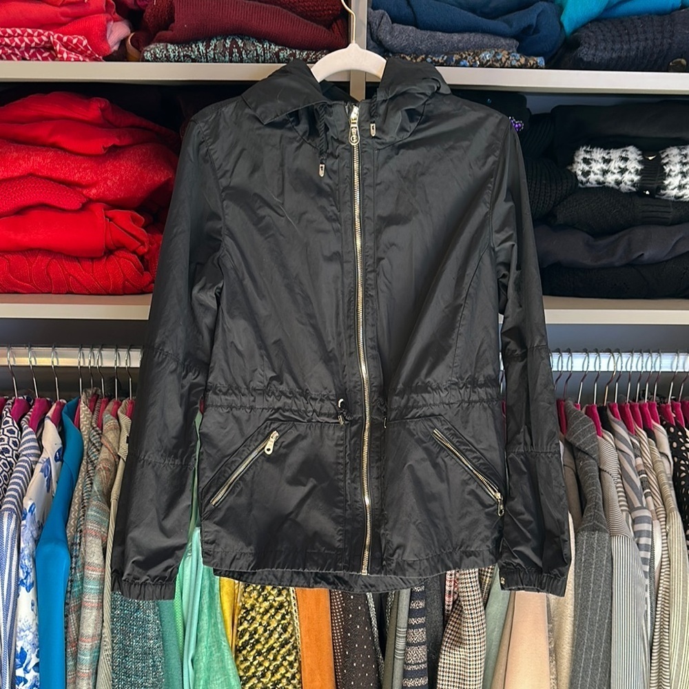 Massimo Dutti black hooded cinch waist 2 pocket rain jacket size XS